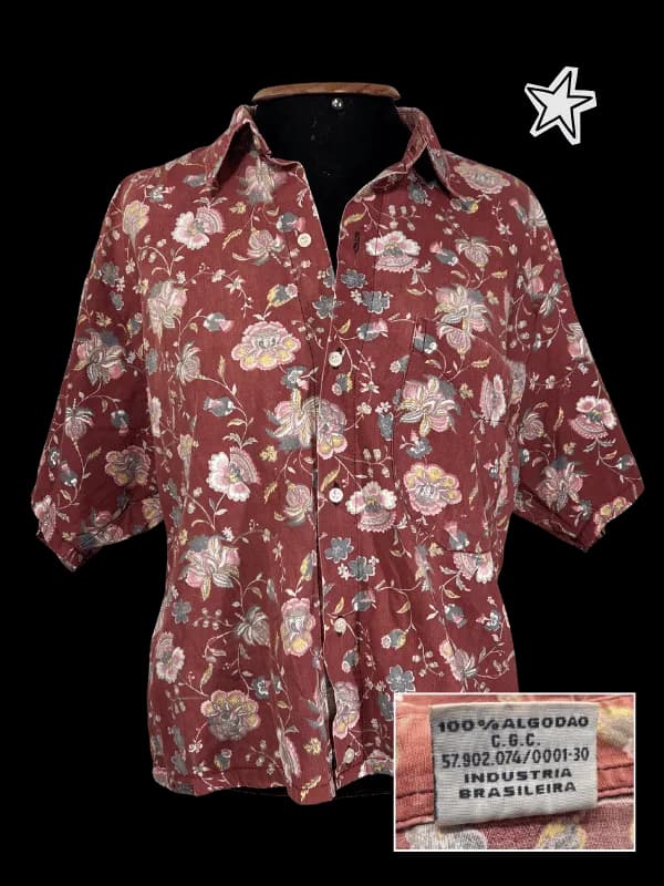 Camisa floral bordô